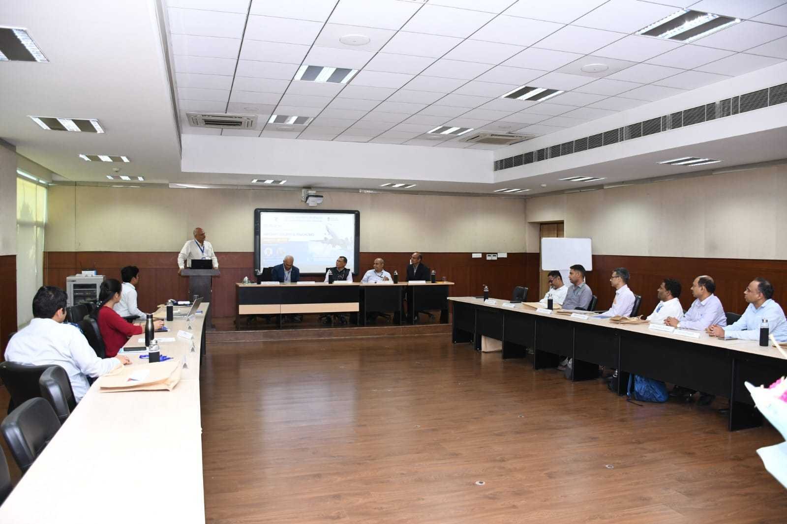 Seminar session on aircraft leasing and financing